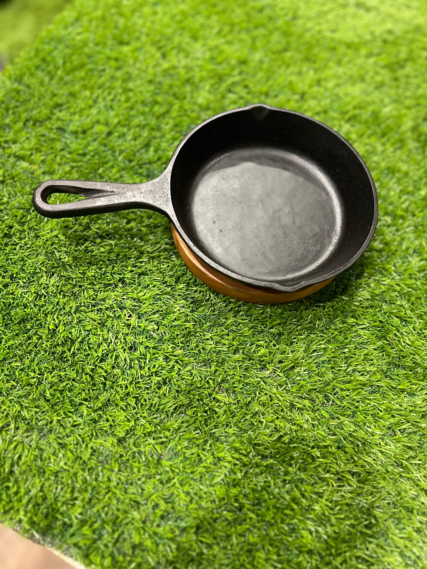 Cast Iron Skillet 6.25 Inch (16 CM) Naturally Non Stick, Seasoned. Krucible Kitchen, Frying Pan